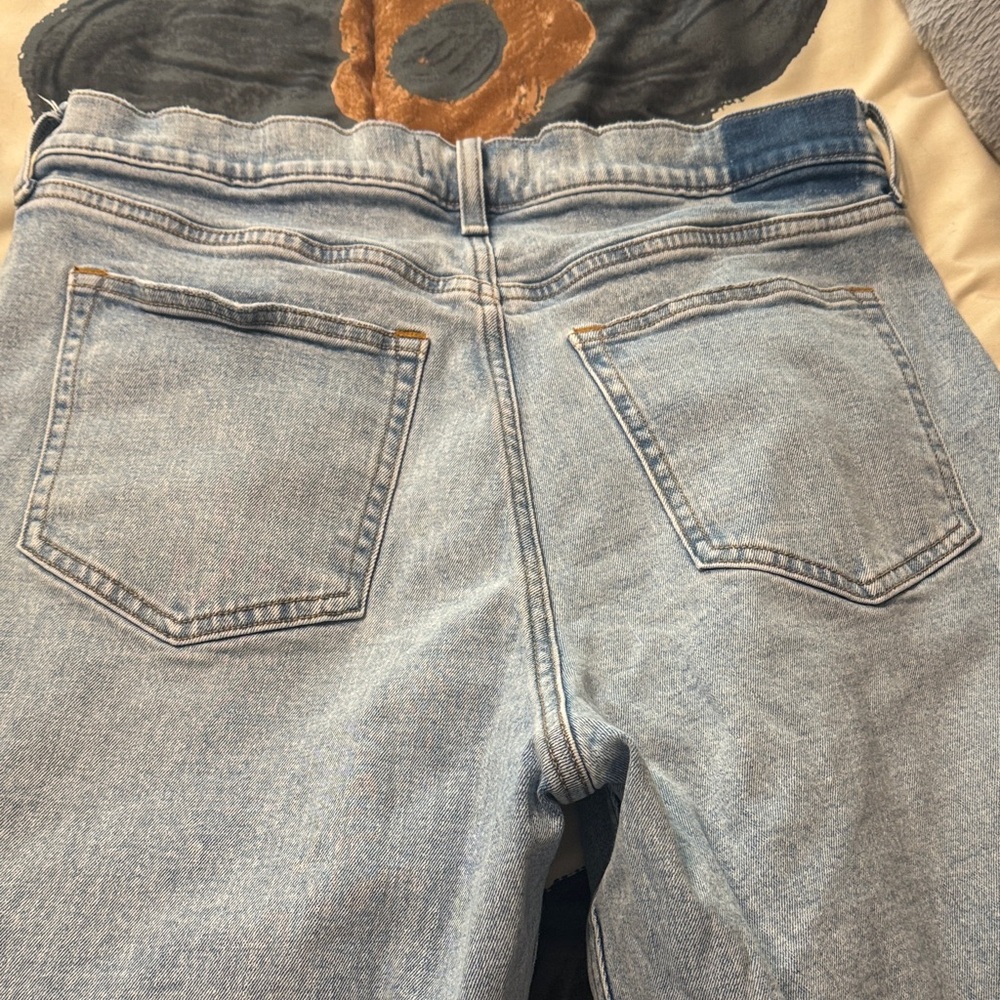 Light Blue Women's Ultra High Rise Ankle Straight, Long Inseam - Picture 6 of 6